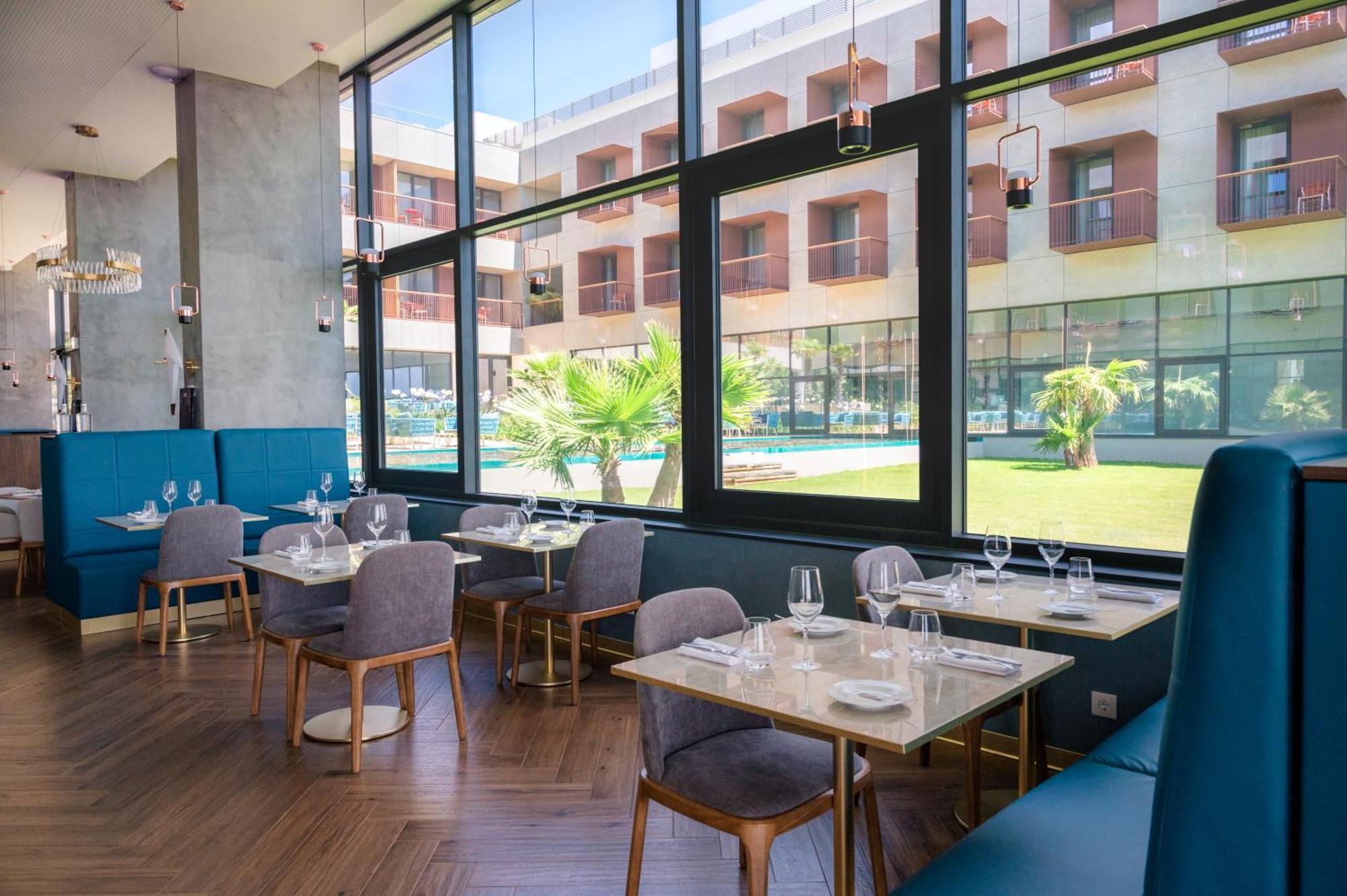 Sea View Business&leisure Hotel